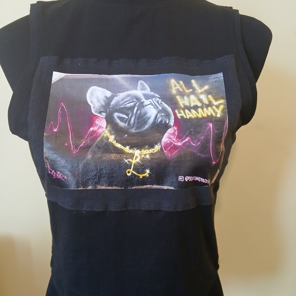Black Graphic T-Shirt with Bulldog Design